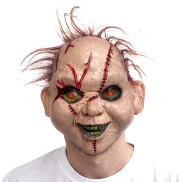Saçlı Chucky Korku Maskesi – Gerçekçi Dikişli ve Detaylı Maske
