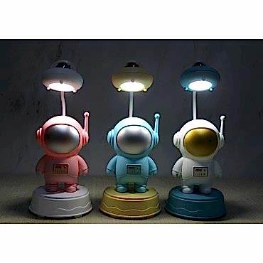 Astronot Masa Lambası