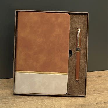 Taba Rengi Gold Detaylı Termo Deri Defter Ve Metal Roller Kalem Hediye Seti