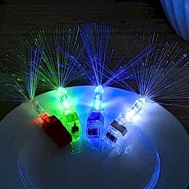 4'lü LED Işıklı Renkli Püskül