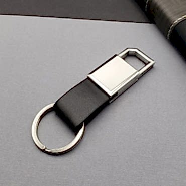 Deri Siyah Gümüş Metal Anahtarlık