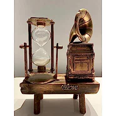 Gramofon Biblolu Kum Saati 