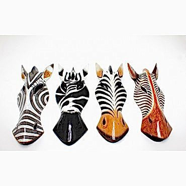 Ahşap Duvara Asmalı 30 cm Zebra Maske 
