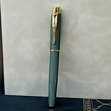 Şık Metal Roller Kalem